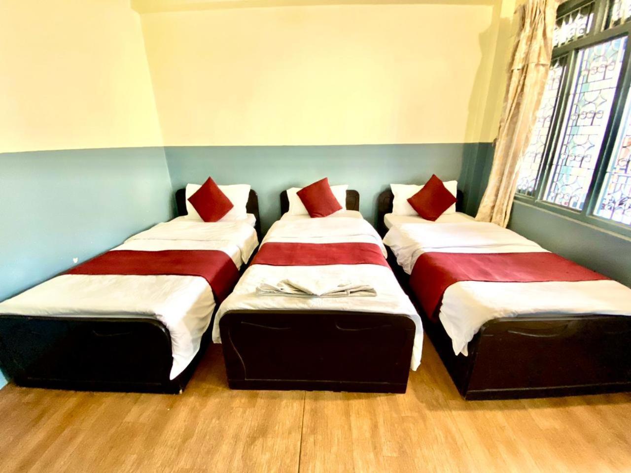 Hotel Piya Pvt Ltd Pokhara Habitación foto